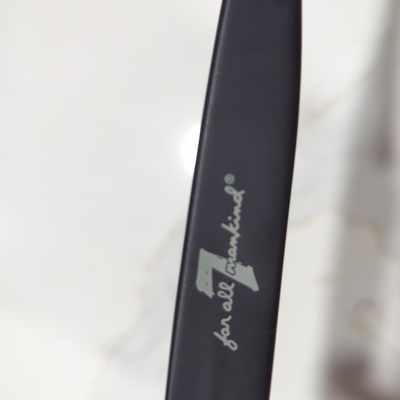 For all 7 mankind Prescription Glasses - Picture 5 of 8